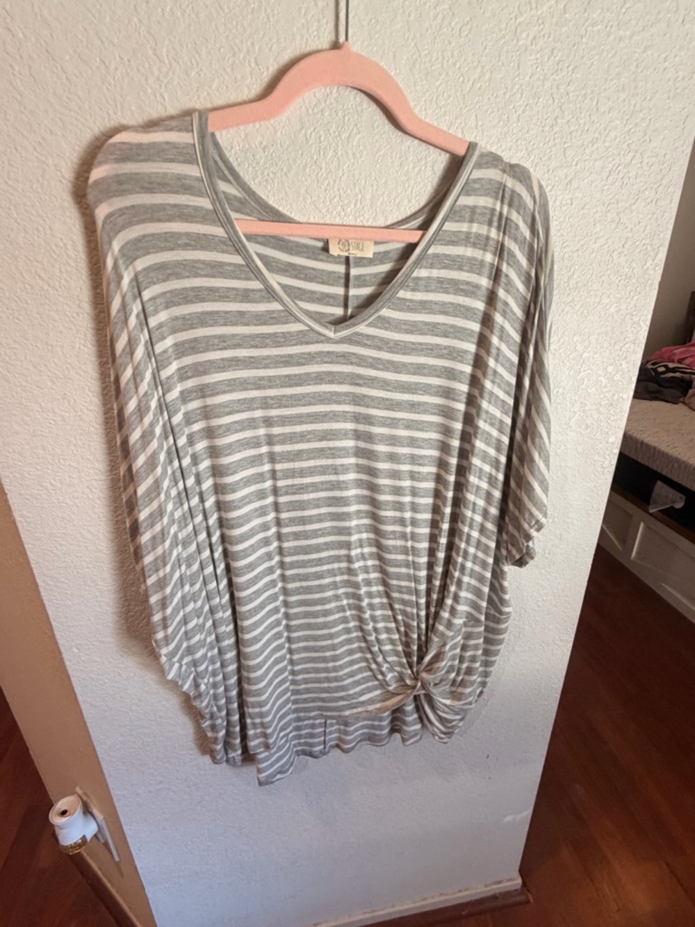 Women’s Striped V-Neck Knot Front Top - Gray & White